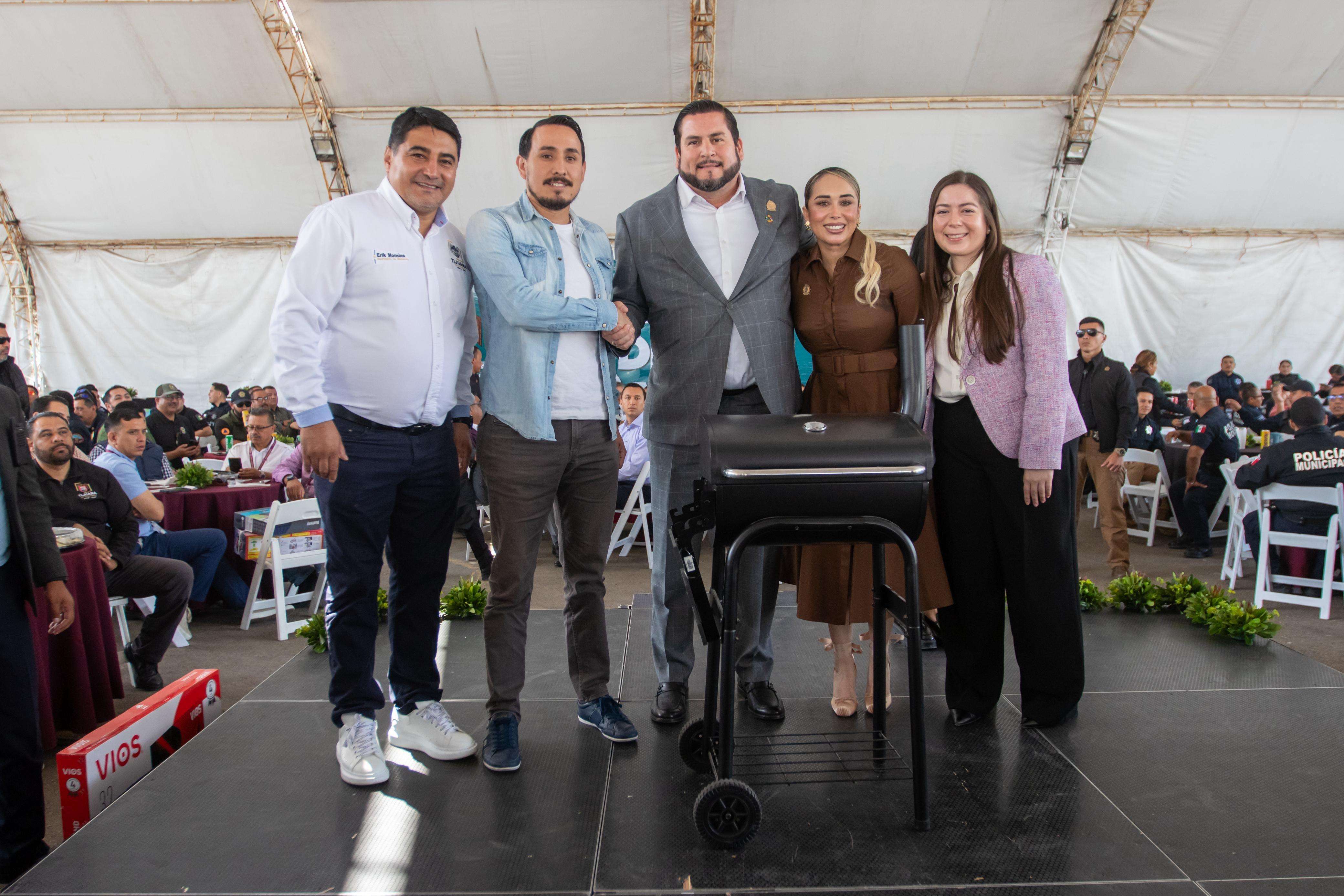 Celebran el Día del Padre para funcionarios Municipales 