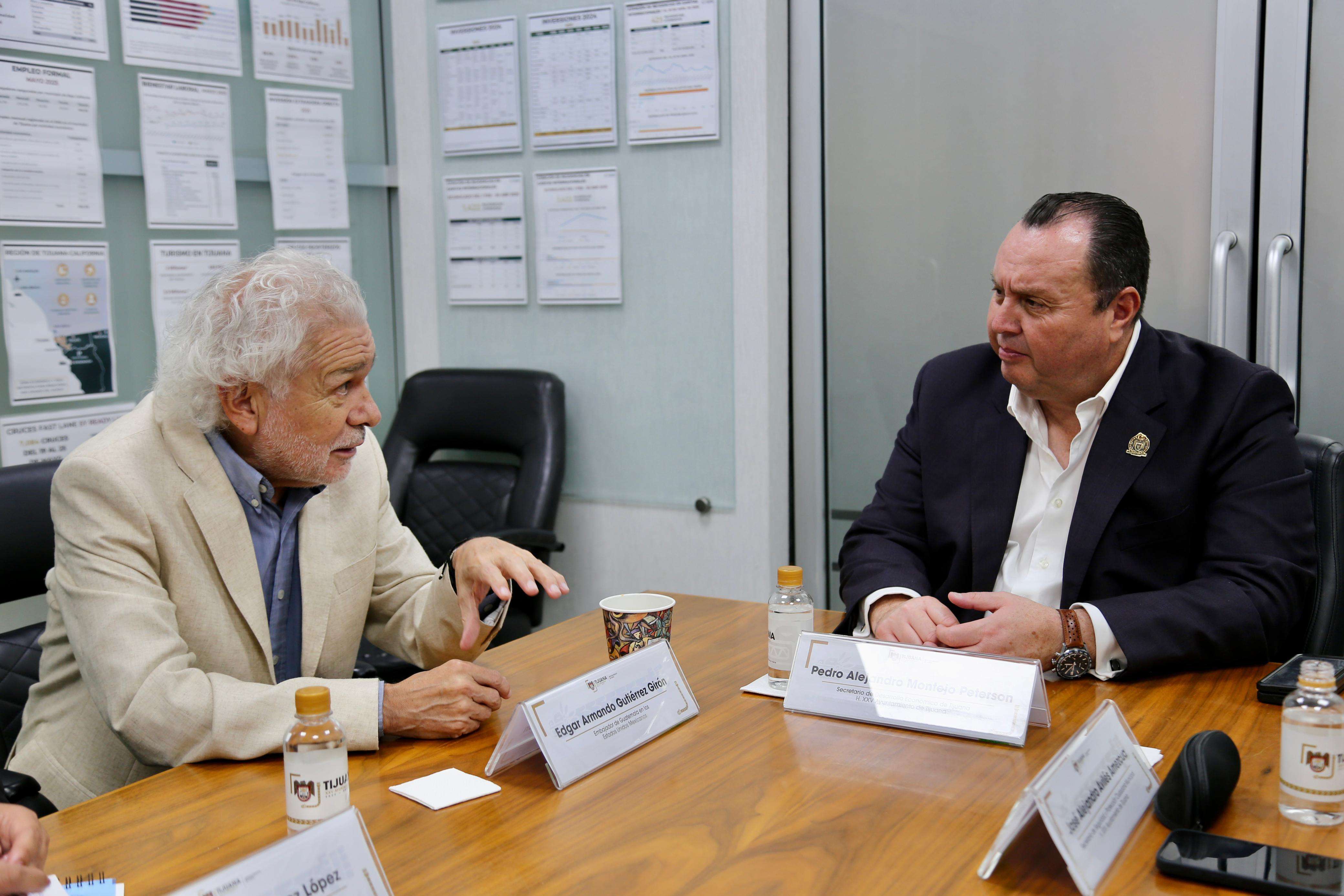 Recibe Gobierno Municipal al embajador de Guatemala en México