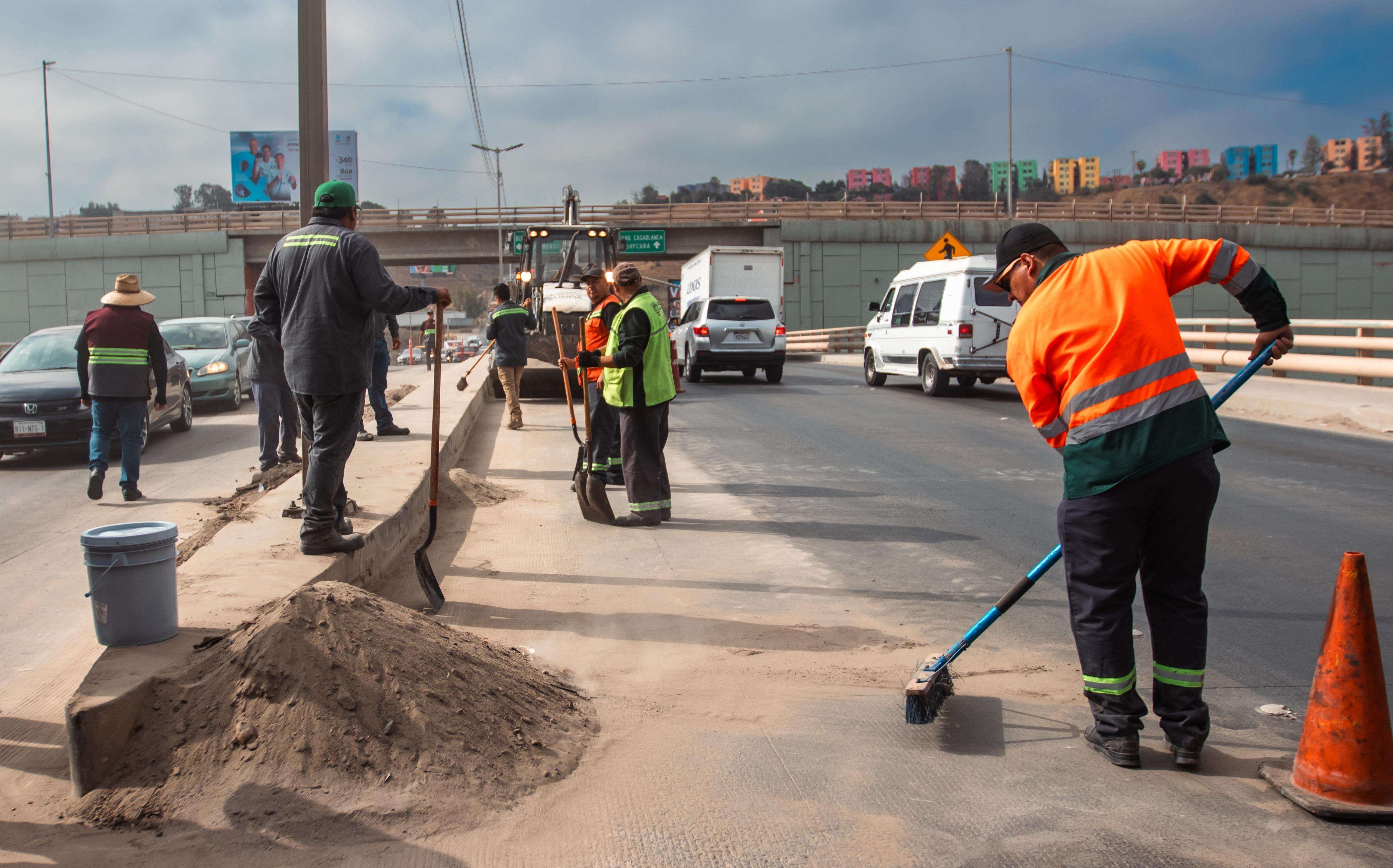 Recolectan 110 toneladas de basura de la Vía Rápida Alamar