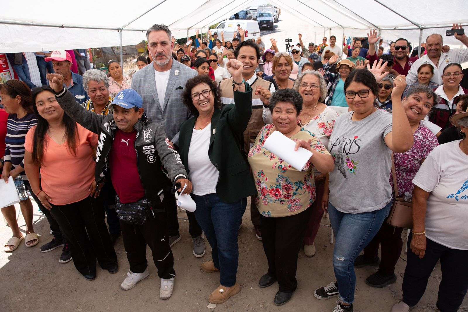 Rocio Adame escucha peticiones de vecinos en Ampliación Plan Libertador