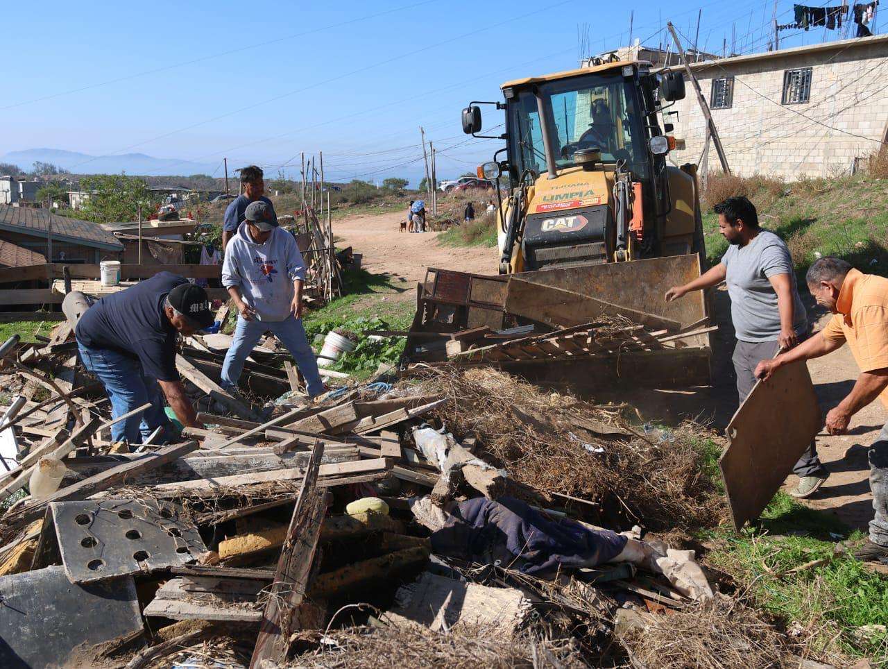 Retira Gobierno Municipal más de 14 toneladas de basura en varias colonias