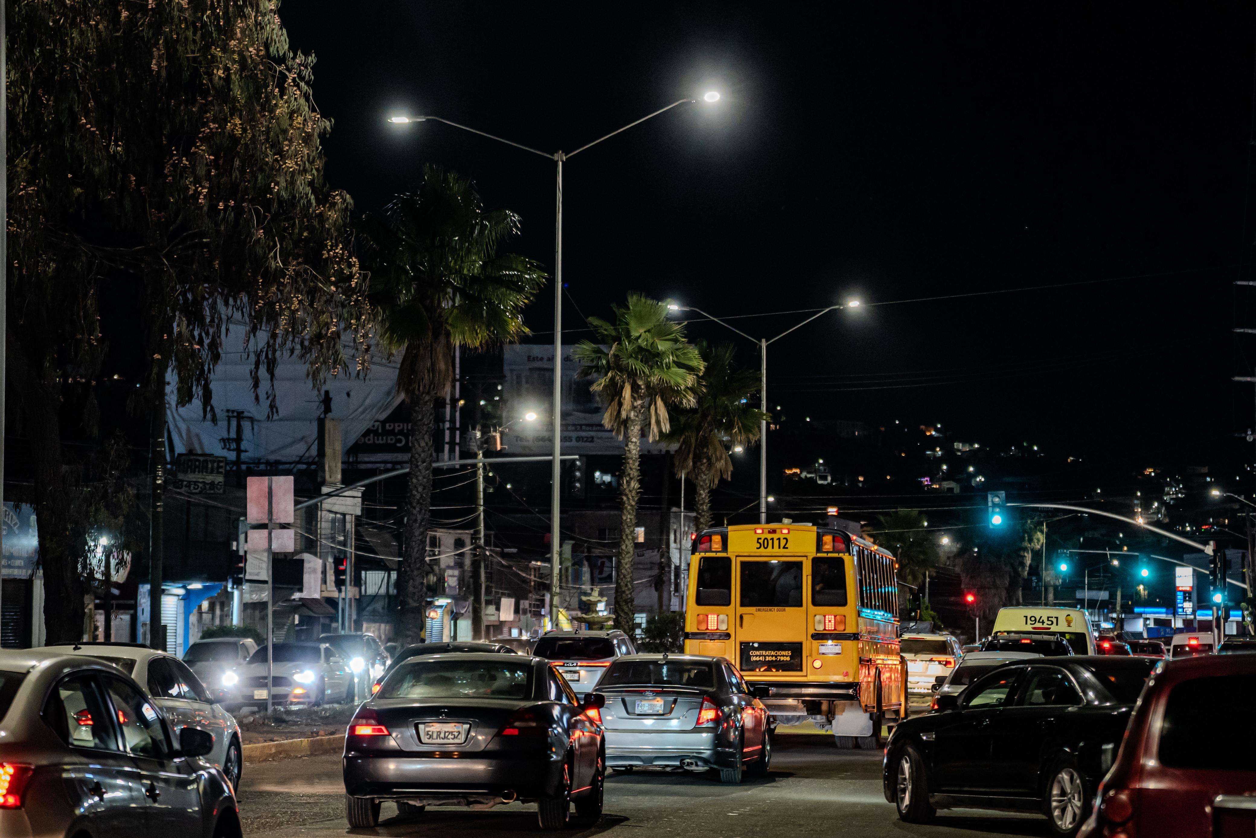 Instalan 186 luminarias en bulevar Fundadores con ‘Tijuana Iluminada’