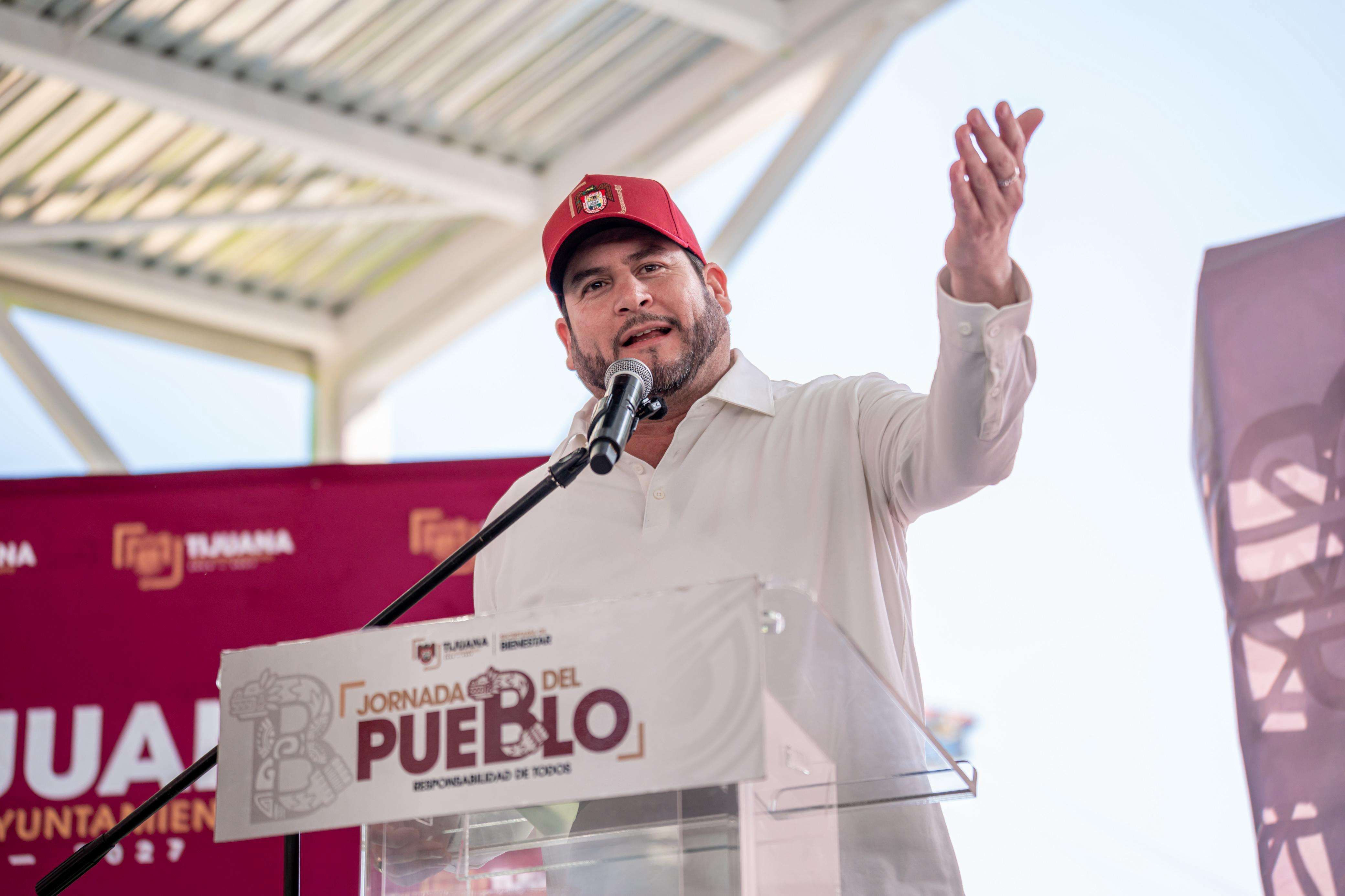 Lleva Ismael Burgueño Ruiz Jornada del Pueblo a la Delegación Centro