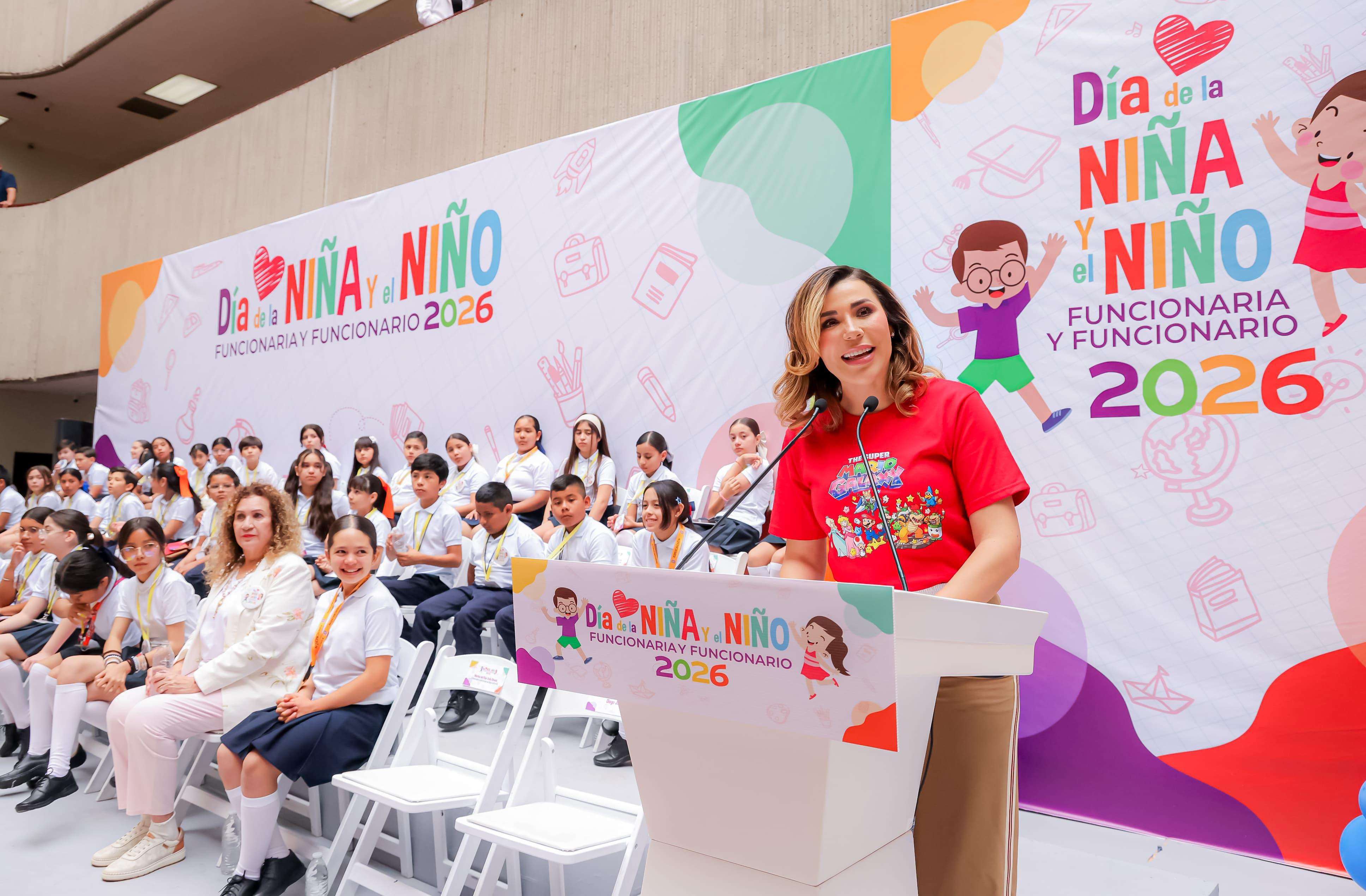 FOMENTA GOBERNADORA LIDERAZGO DE LA NIÑEZ  EN SU DÍA